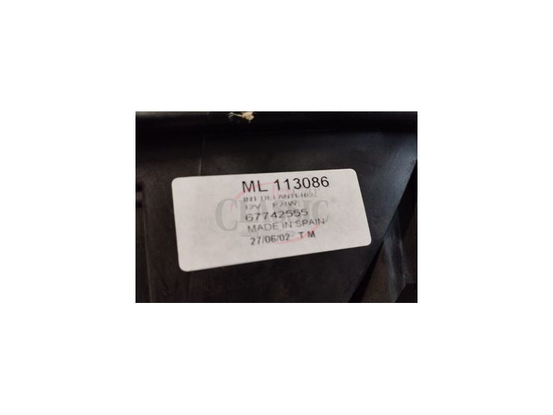 Mitsubishi Canter FE531 / Mitsubishi Canter FE649 - Farolim frente esquerdo (VALEO)
