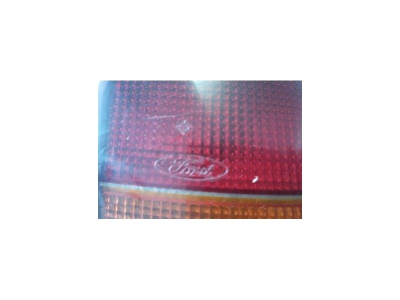Ford Mondeo II SW - Farolim tras direito (FORD)