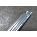 BMW Serie 02 E10 - Friso do capot lateral esquerdo