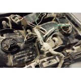 Toyota Corolla CE100 - Farolim tras esquerdo (KOITO)