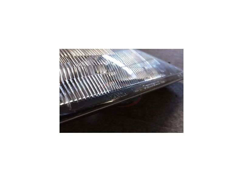 Lancia Y - Farol principal direito H7+H3 (LANCIA / CARELLO)