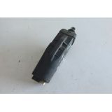 Peugeot 205 / Peugeot 305 / Peugeot 505 - Actuador / Pistola do fecho central porta frente esquerda (KIEKERT)