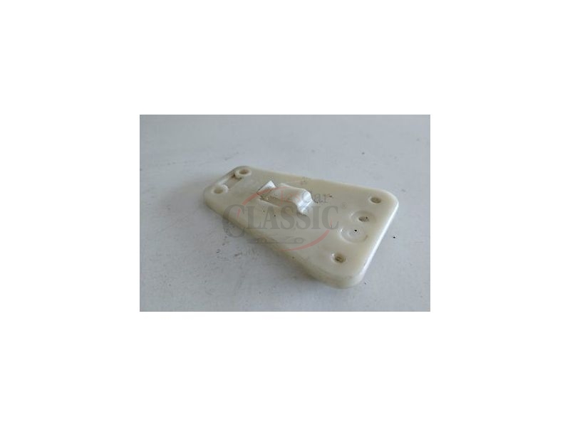 Audi 80 B4 - Mola / Suporte de fixação actuador / Pistola do fecho central