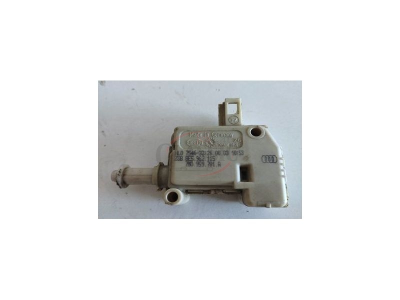 Audi A2 / Audi A6 B6 - Actuador / Pistola do fecho central (HELLA - HLO)