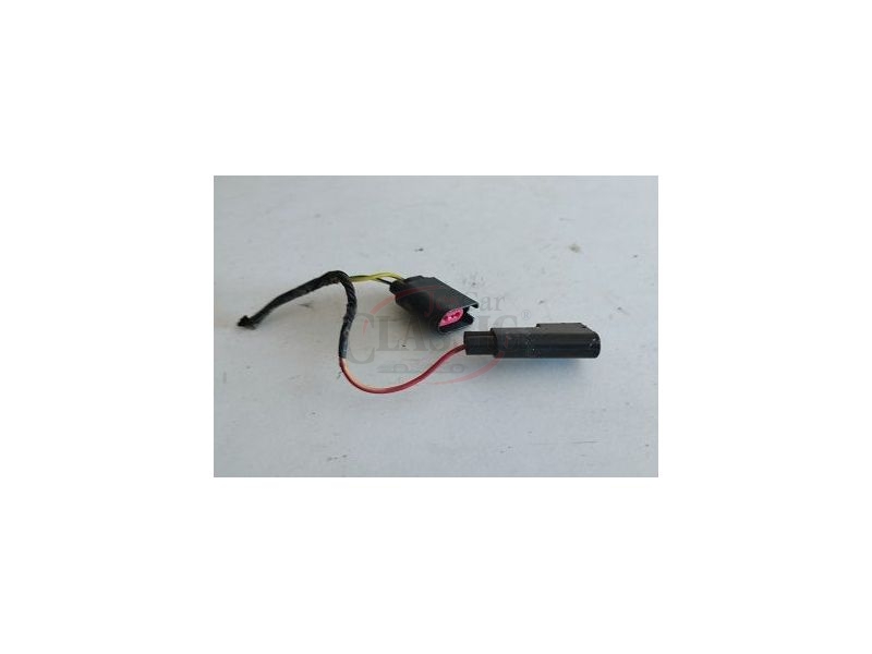 Ford Fiesta MkIII - Ficha para actuador / Pistola do fecho central