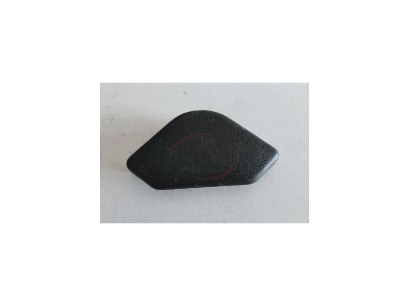 Fiat Uno - Tampa de acabamento do cinto segurança