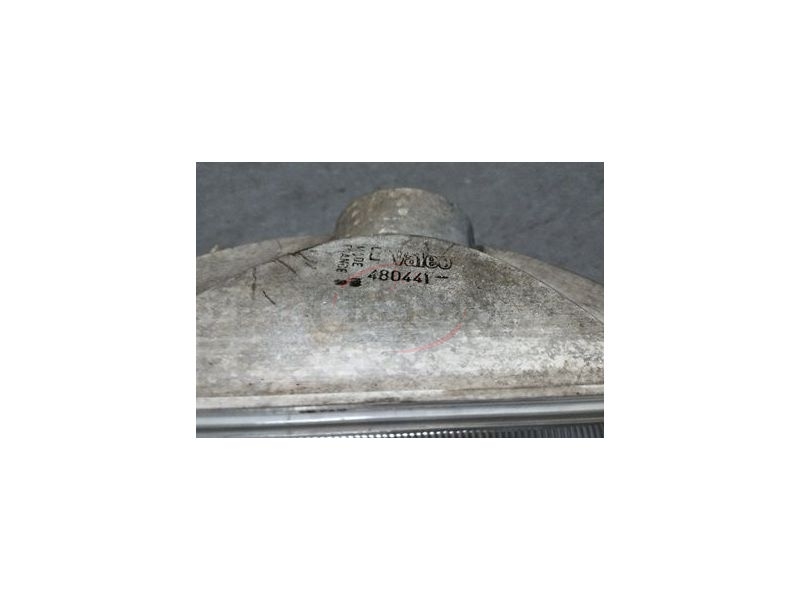 Citroen BX - Farol principal esquerdo H4 (CIBIE)