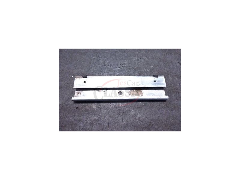 BMW Serie 3 E36 - Calha metálica de suporte do vidro porta (170mm)