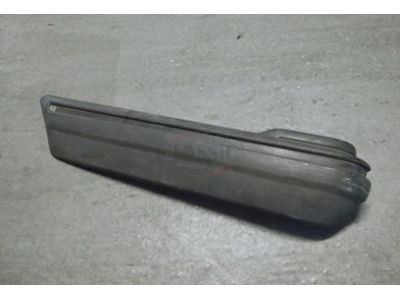 Ford Orion MKI - Canto de para-choques tras esquerdo