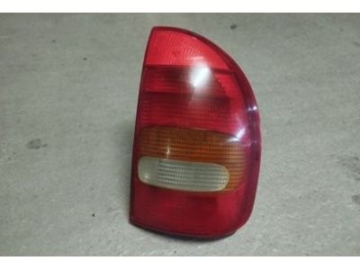 Opel Corsa B - Farolim tras direito (GM-VALEO)