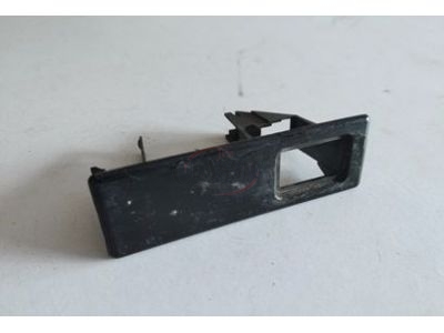 Mercedes-Benz R107 - Suporte do interruptor da luz interior mala