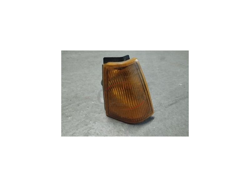 Volvo 340-360 - Farolim frente direito (HELLA)