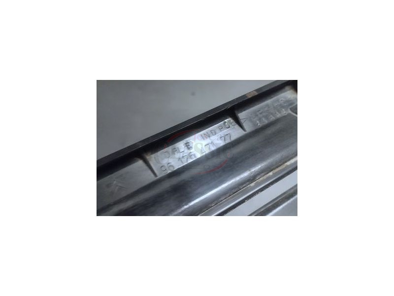 Citroen Saxo - Consola central