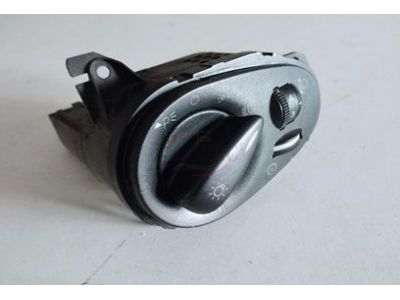 Ford Focus I - Interruptor de luzes (Multifunções)