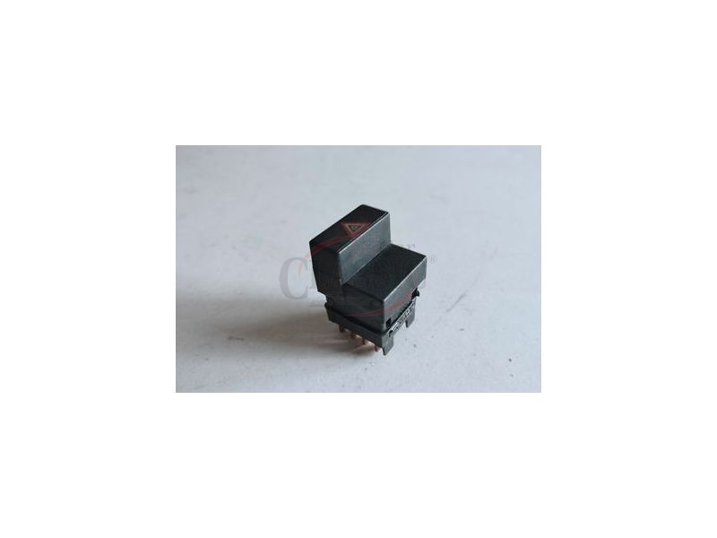 Lancia Y10 - Interruptor de emergência (4 Piscas) (Preto)