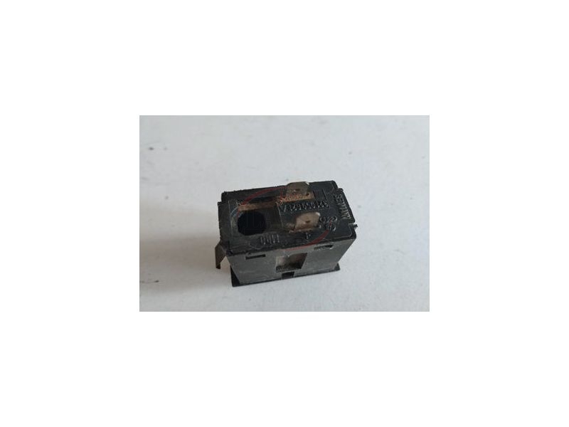 VW Golf I / VW Scirocco II - Interruptor de desembaciador vidro traseiro