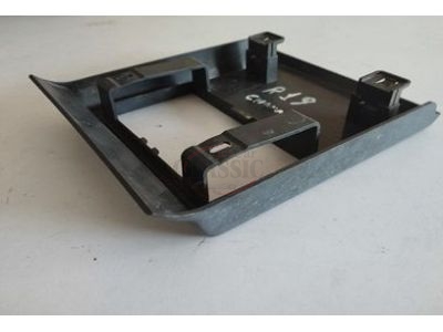 Renault Clio I / Renault 19 I - Base e suporte fixação plafonnier (Mod. sem fecho central)