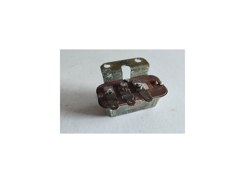 Nissan Bluebird / Nissan 100A - Relé de starter (JIDECO)
