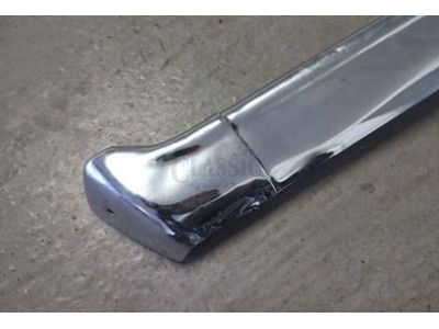 Nissan 620 Pick-up - Para-choques frente