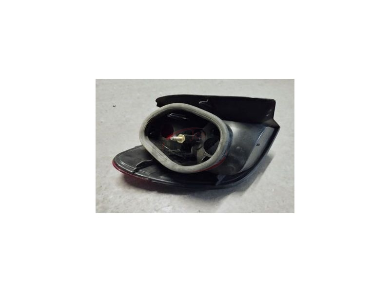 Peugeot 406 Break - Farolim traseiro direito (AXO)