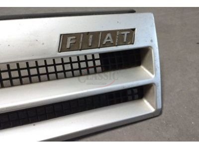 Fiat Tipo - Grelha principal completa