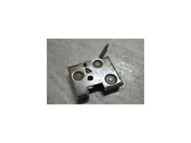 Renault Express - Mecanismo de fecho/limitador das portas traseira