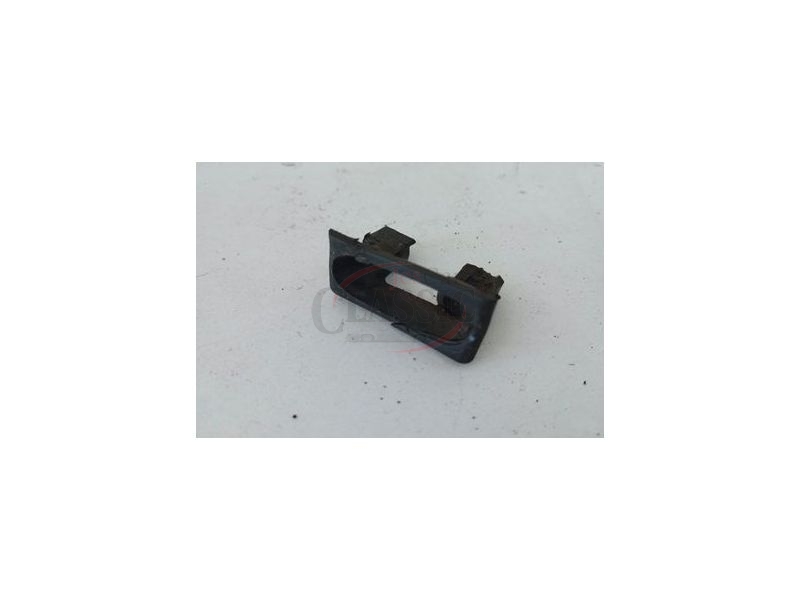 Renault Super 5 -  Batente do mecanismo fechadura tampa mala