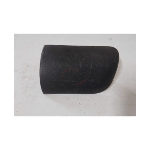 Peugeot 106 II - Friso embelezador do guarda lamas frente direito