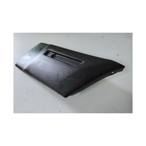 Renault Express II / Renault Express III - Friso embelezador do guarda-lamas frente direito