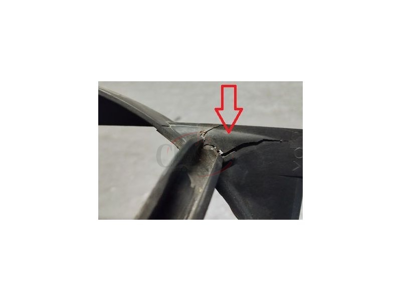 Opel Corsa B - Suporte de fixação do termoventilador
