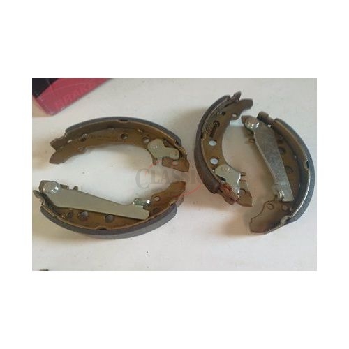 Audi 100 C1 / Audi 80 Coupe B2 - Jogo de maxilas travão tras (180x31mm)