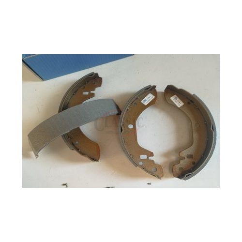 Nissan Bluebird / Nissan 180B - Jogo de maxilas travão tras (229x41mm)