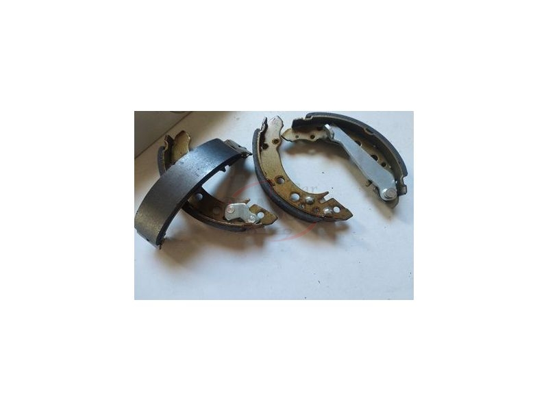 Audi 80 B2 / VW Golf I / VW Scirocco I - Jogo de maxilas travão tras (180x31mm)