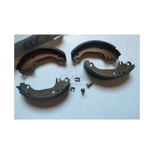 Peugeot 205 Rallye / Peugeot 205 Cabrio / Renault 11 Turbo - Jogo de maxilas travão tras (Sist. Bendix) (180x42mm)