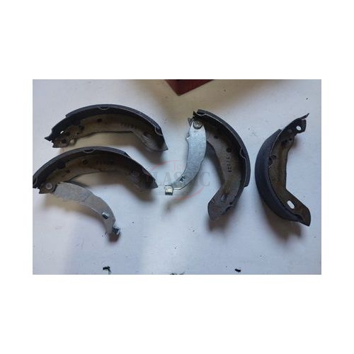 Peugeot 104 Coupe / Peugeot 205 CTI - Jogo de maxilas travão tras (Sist.Girling) (180x40mm)