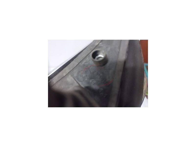 Mercedes-Benz W115/8 - Espelho retrovisor exterior esquerdo (2ª Fase)