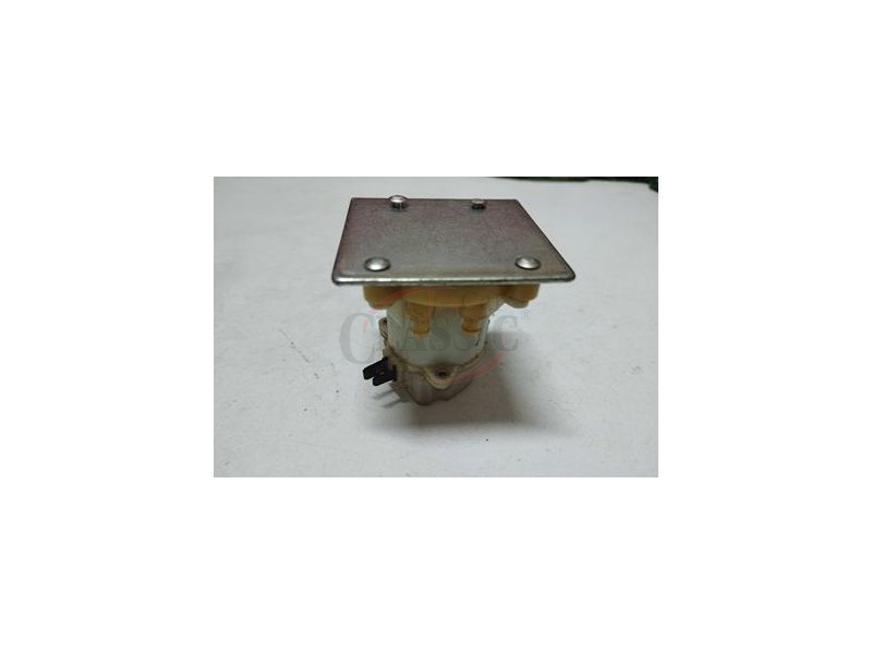 Peugeot 404 / Peugeot 504 - Motor do Esguicho / Bomba de água lava vidros