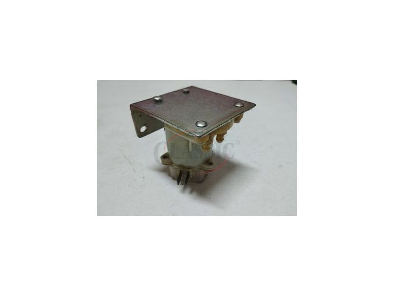 Peugeot 404 / Peugeot 504 - Motor do Esguicho / Bomba de água lava vidros