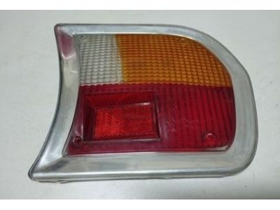 Peugeot 504 - Vidro farolim tras direito (Com marcha atrás 1973- ) (LEART)