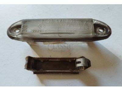 Mercedes-Benz W123 - Farolim de iluminação matricula (HELLA)