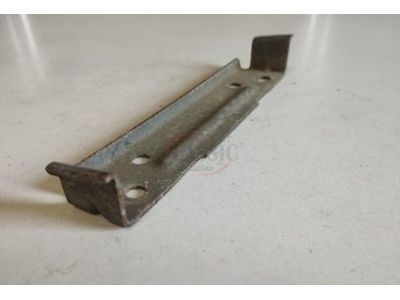 Peugeot 405 I - Suporte de fixação farolins traseiros