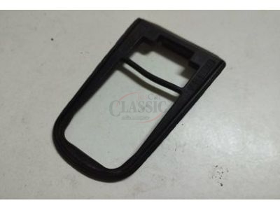 Mercedes-Benz Class C W202 / Mercedes-Benz Class E W210 - Borracha do manipulo abertura porta exterior