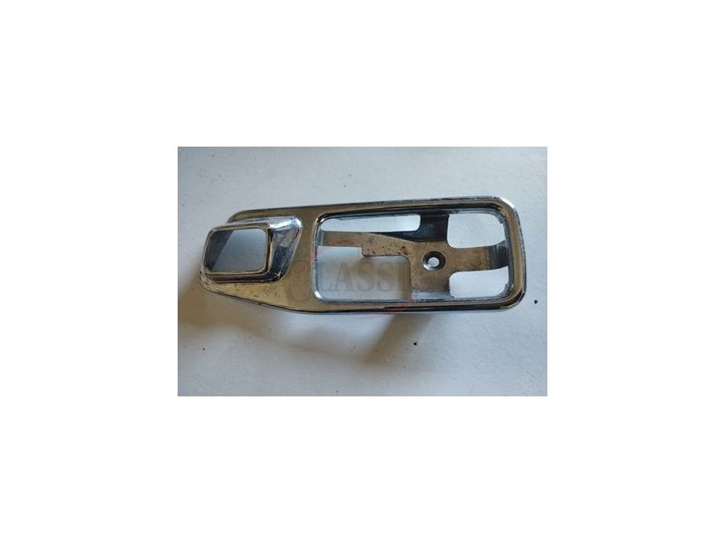 Mercedes-Benz W116 / Mercedes-Benz W123 -