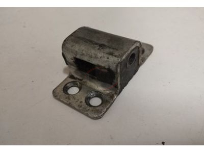 Mercedes-Benz W123 - Guia de batente fechadura porta direita