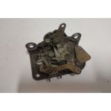 Mercedes-Benz W115 /8 - Mecanismo de fechadura porta tras esquerda