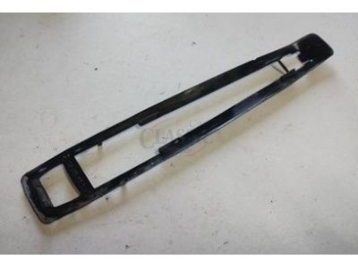 Mercedes-Benz W123 - Borracha do manipulo abertura porta exterior tras