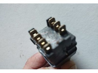 Fiat Uno II - Interruptor emergência (Sem luz Piloto) (CAVIS)