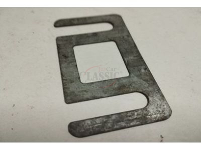 Mercedes-Benz W123 - Calço de afinação do guia batente fechadura porta (0.5)
