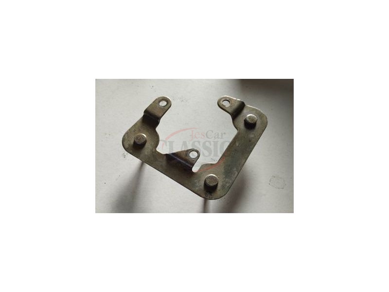 Renault 4 - Suporte de fixação da caixa do filtro ar (Mot. 688/C1E)