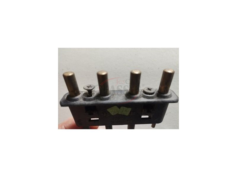 Ford Fiesta MkIV - Interruptor de contacto de tampa mala